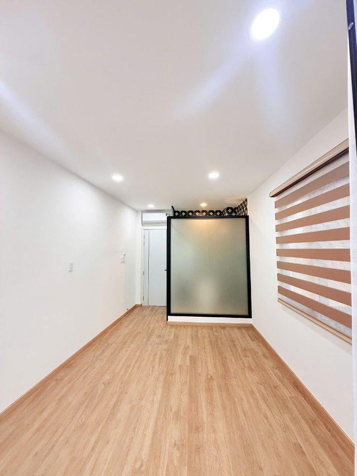 Bán Nhà Phú Nhuận - Hẻm Xe Hơi Đỗ Cửa - 3 Tầng BTCT - 3PN - Nhỉnh 7 Tỷ