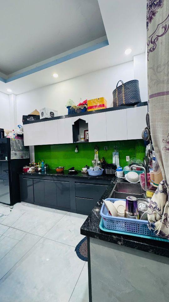 Bán Nhà Quận 1 - 4 Tầng BTCT - 2 Sân Thượng - 4PN - 49M - Nhỉnh 10 Tỷ