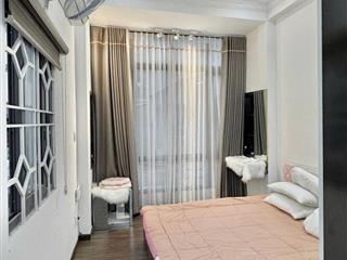 Cho Thuê Nhà Quận 1 - 4 Tầng - 2 PN - 14 Triệu
