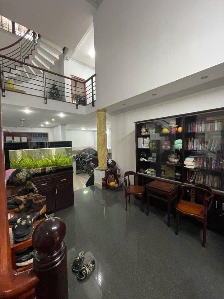 Cho Thuê Nhà Bình Thạnh - Nguyễn Cửu Vân - 4PN - 35 Triệu