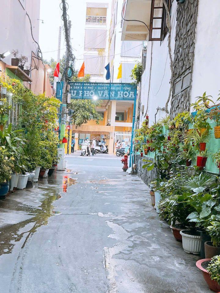 Nhà Cho Thuê Nguyên Căn - Quận 3 - 3PN - Hẻm Xe Hơi - 20 Triệu