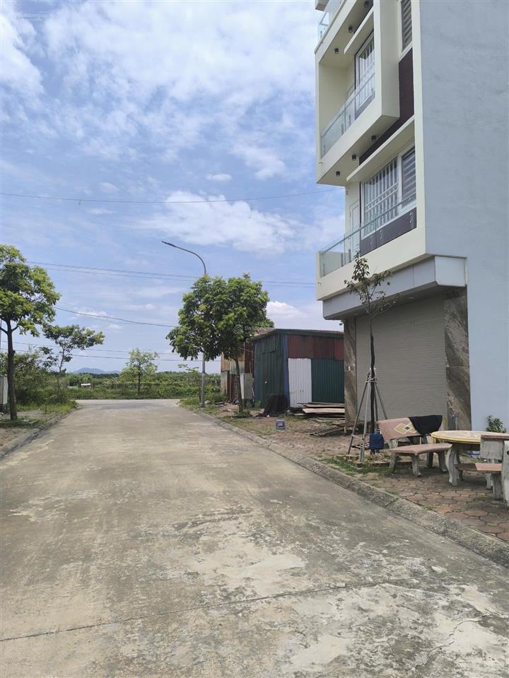 Cắt 1,2 tỷ  đất đấu giá bìa làng khê nữ  nguyên khê, phúc thịnh, đông anh, hà nội. giá hơn 6 tỷ