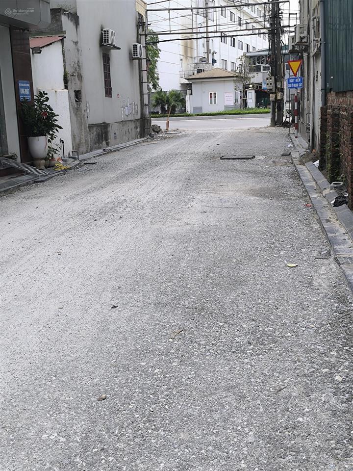 Bán gấp nhà cũ 80m2 trục chính thôn khê nữ, nguyên khê, phúc thịnh, đông anh, hà nội. giá 9x tr/m2
