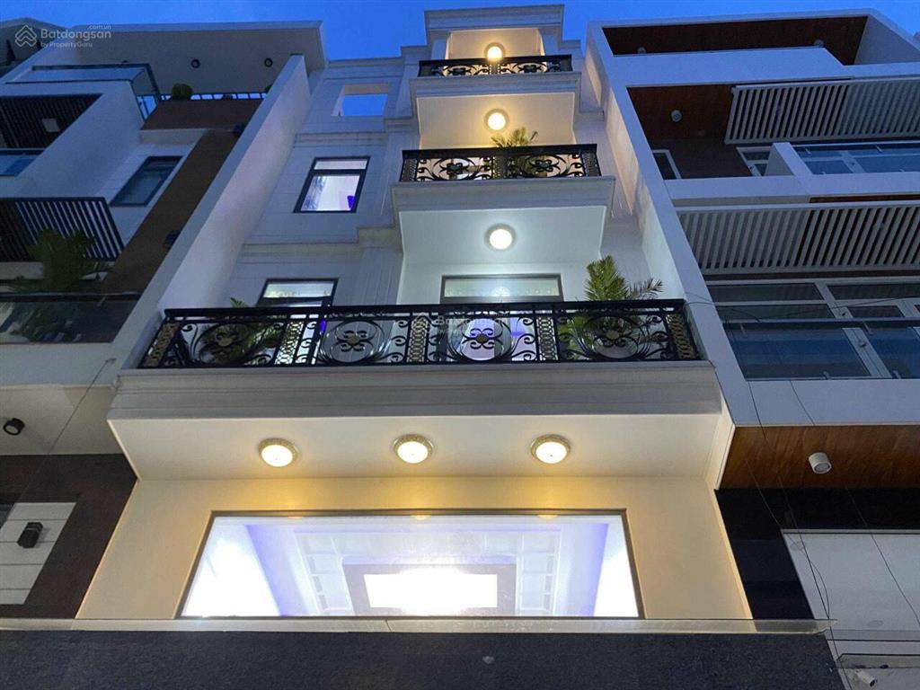 Đi úc định cư cần bán nhà mới xinh hẻm 5m nguyễn văn đậu. dt4x11m nhà mới xây 5 tầng. bán gấp 8 tỷ