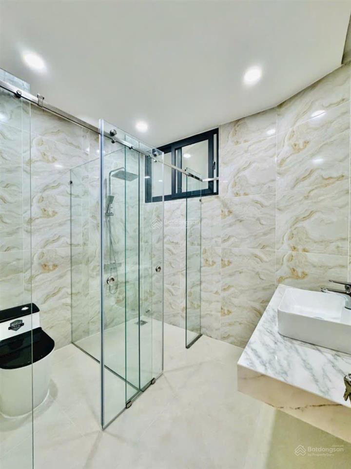 Cần bán nhà 4 tầng mới xây  nội thất cao cấp hẻm 6m lê quang định  trong khu toàn nhà biệt thự