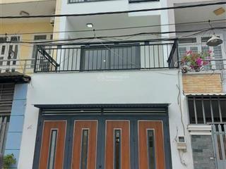 Cần bán gấp nhà hẻm 4m  hẻm 1 sẹc cách mặt tiền 30m ngay vincom  cách rạch xuyên tâm chỉ 20m
