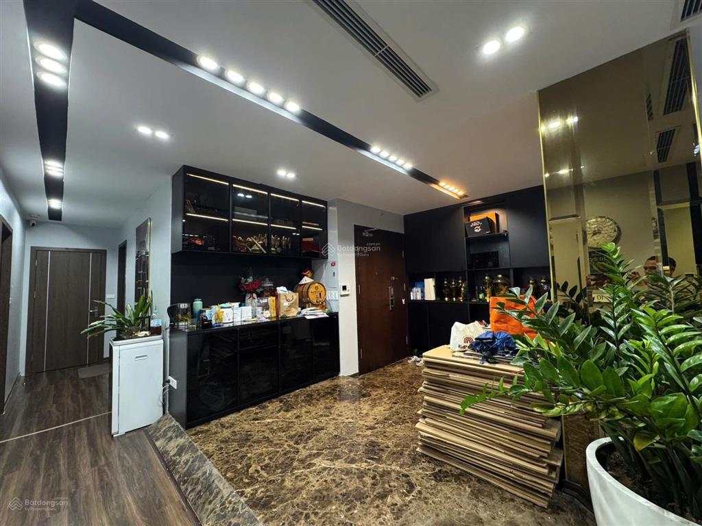 Bán căn hộ chung cư cao cấp 102 trường trinh 56m2, thiết kế 1 ngủ (sửa 2 ngủ), 1wc