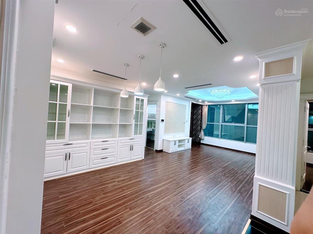 Bán gấp căn hộ chung cư cao cấp n04b1 thành thái 3pn 2wc dt  91m2   e hoà 0917 495 ***