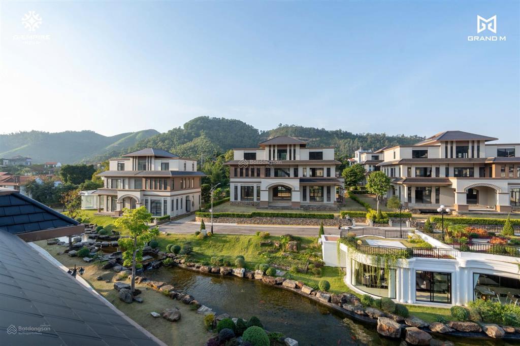 Cạnh xanh villas biệt thự view suối cá koi, 380m giá từ 27 tỷ