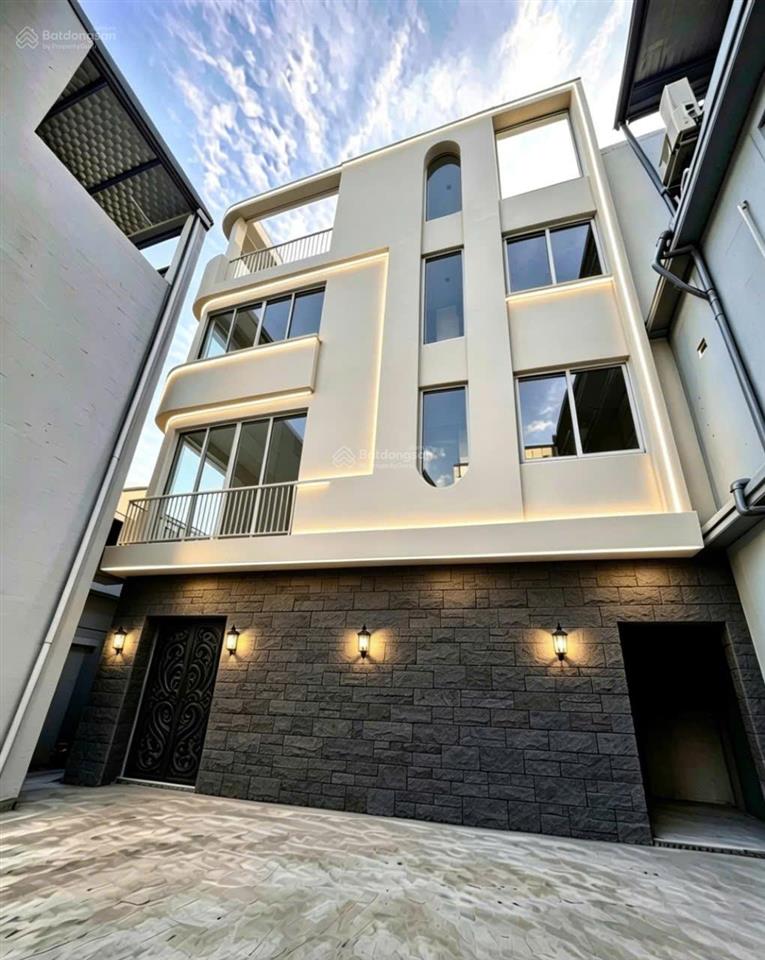 Cần bán căn nhà 4 tầng tại cổ loa, đông anh.  0362 608 ***