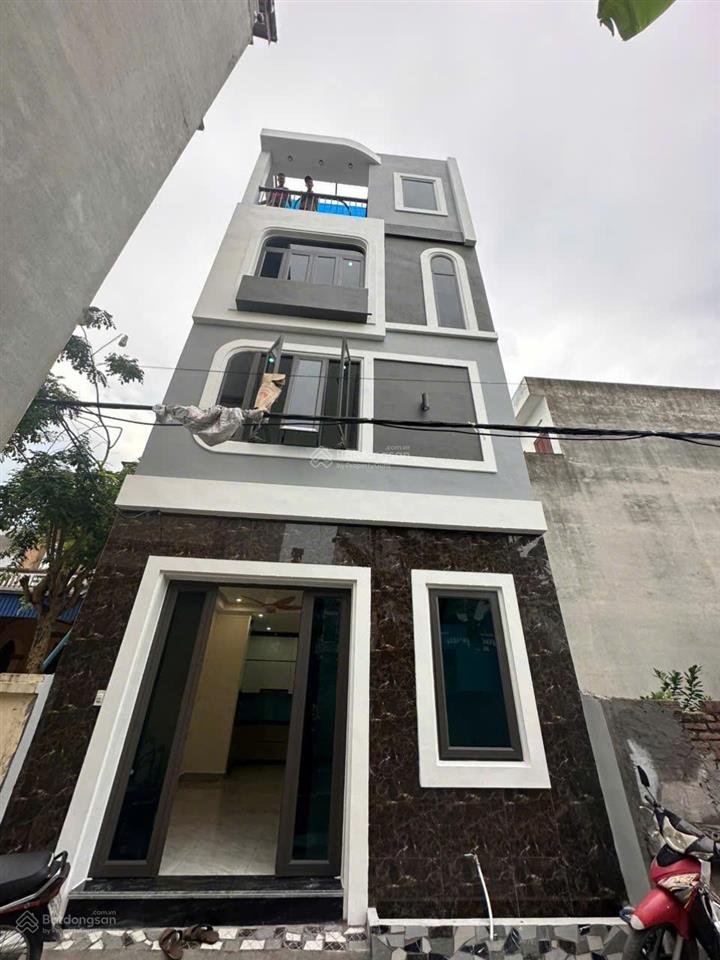 Bán nhà 4 tầng mới tinh cạnh cầu đông trù giá chỉ 5,1 tỷ.  0362 608 ***