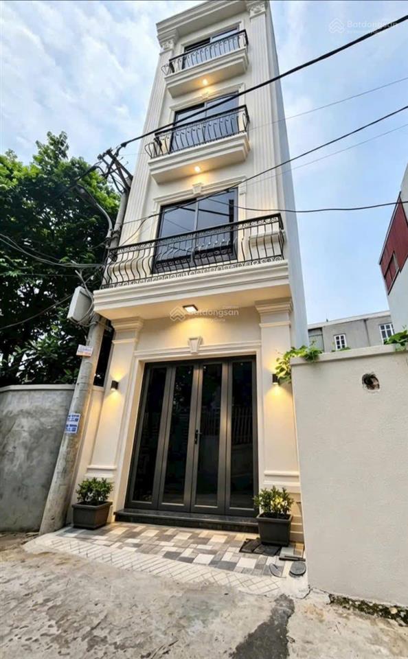 Bán nhà 5 tầng đẹp lung linh cạnh cầu nhật tân