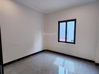 Bán nhà 5 tầng đẹp lung linh cạnh cầu nhật tân