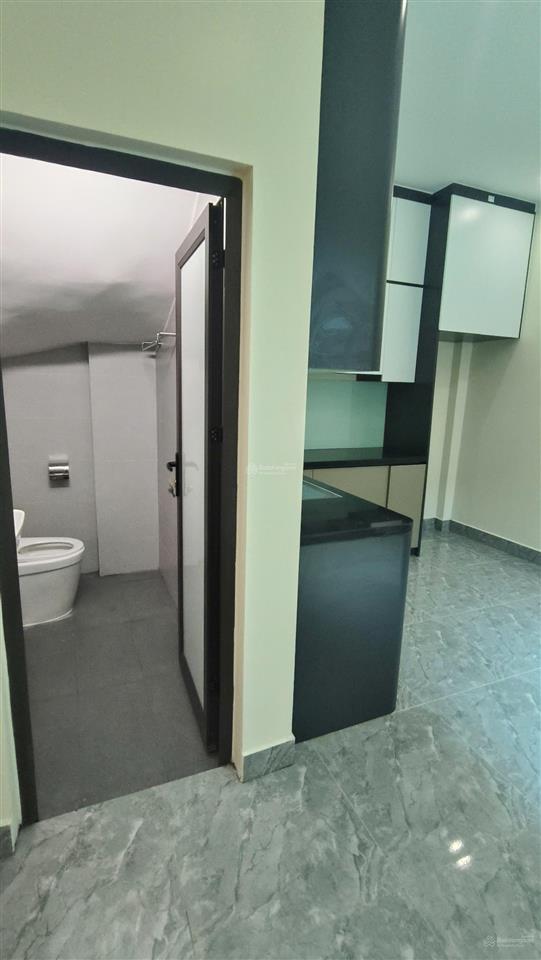 Nhà 4 tầng mới hoàn thiện kiên cố, chắc chắn gần cầu đông trù giá nhỉnh 5 tỷ tí ti.  0362 608 ***