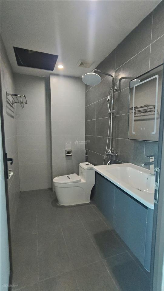 Nhà 4 tầng viên nội  phúc thịnh gần cầu nhật tân giá chỉ 5,1 tỷ. 0362 608 ***