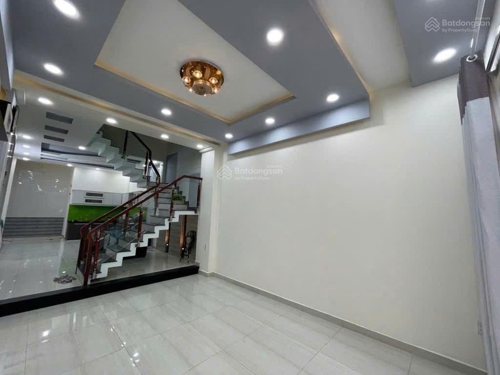 4x17m. trệt 2 lầu st hẻm xe hơi đường nguyễn văn lượng