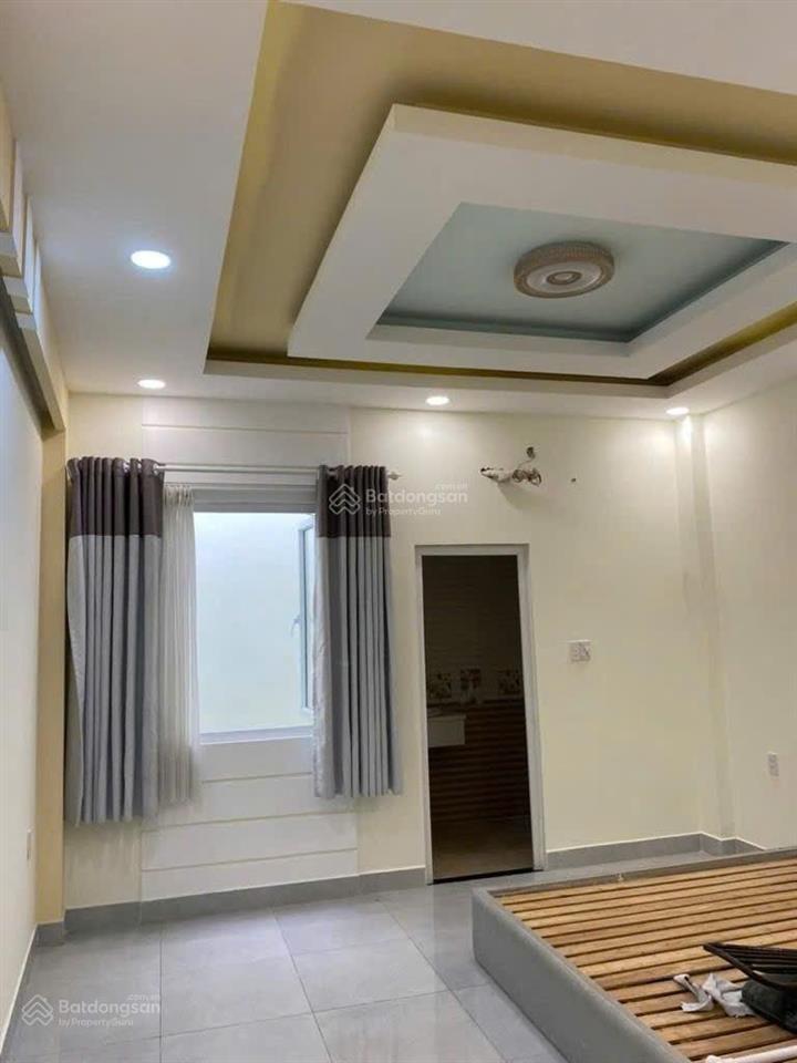 4x17m. trệt 2 lầu st hẻm xe hơi đường nguyễn văn lượng
