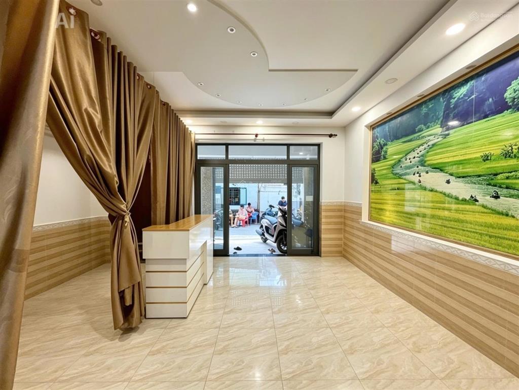 4 tầng ngang 6m hẻm xe hơi ngay nguyễn kiệm  gần bệnh viện 175