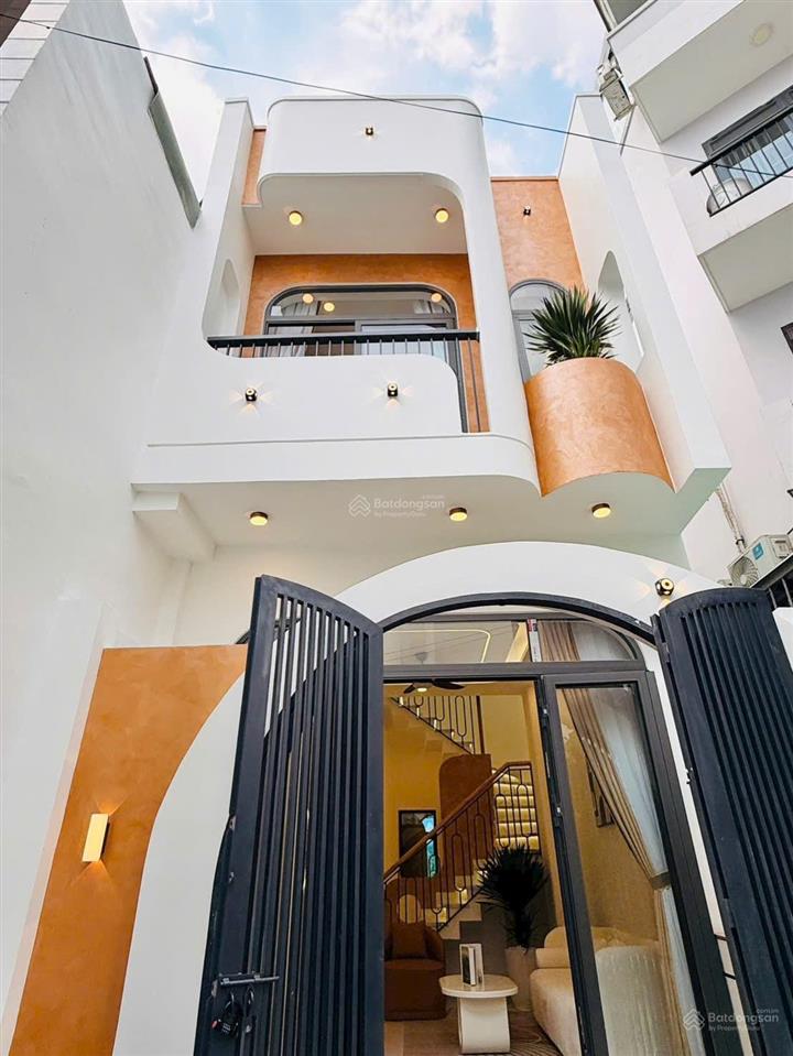 Nhà 2 tầng  74m² giảm sốc 700 triệu chỉ còn 6,299 tỷ  phạm văn chiêu