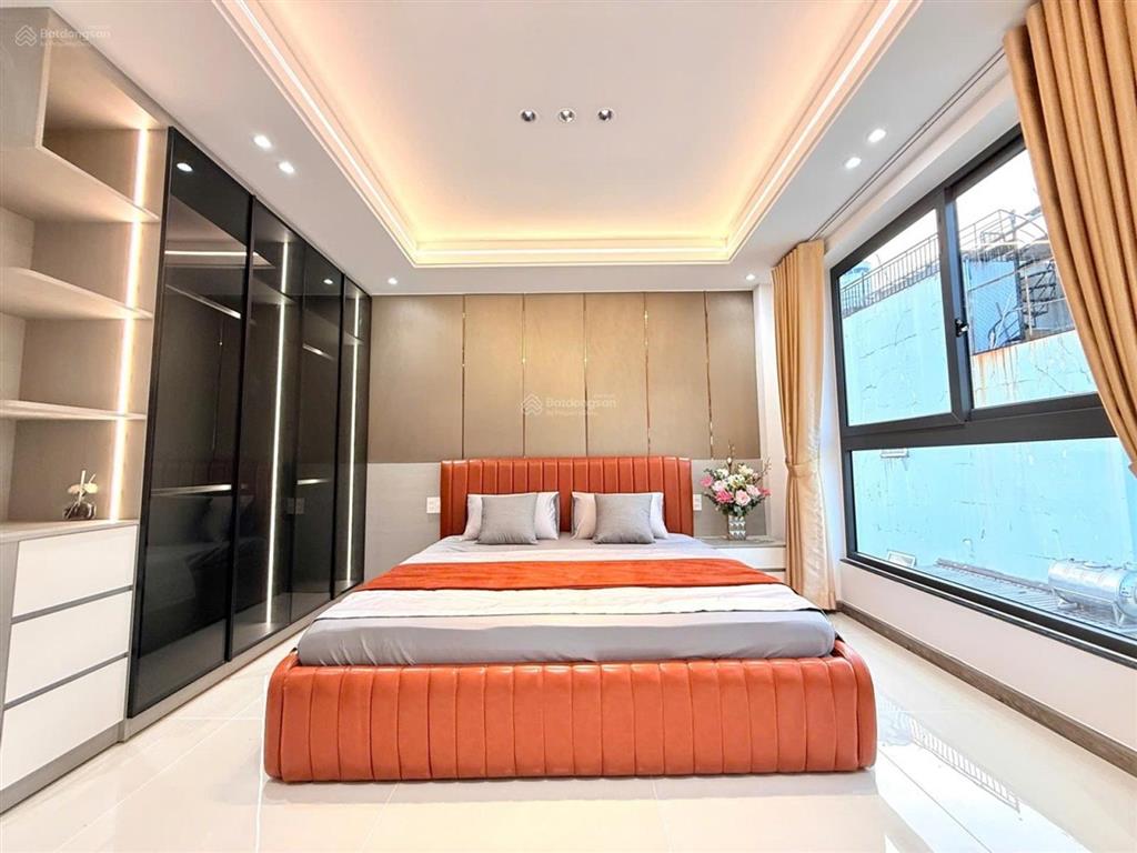 Giảm 500tr nhà full nội thất ngang 5m  hẻm thông  hẻm xe hơi ngay quang trung