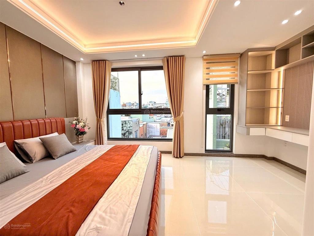 Giảm 500tr nhà full nội thất ngang 5m  hẻm thông  hẻm xe hơi ngay quang trung