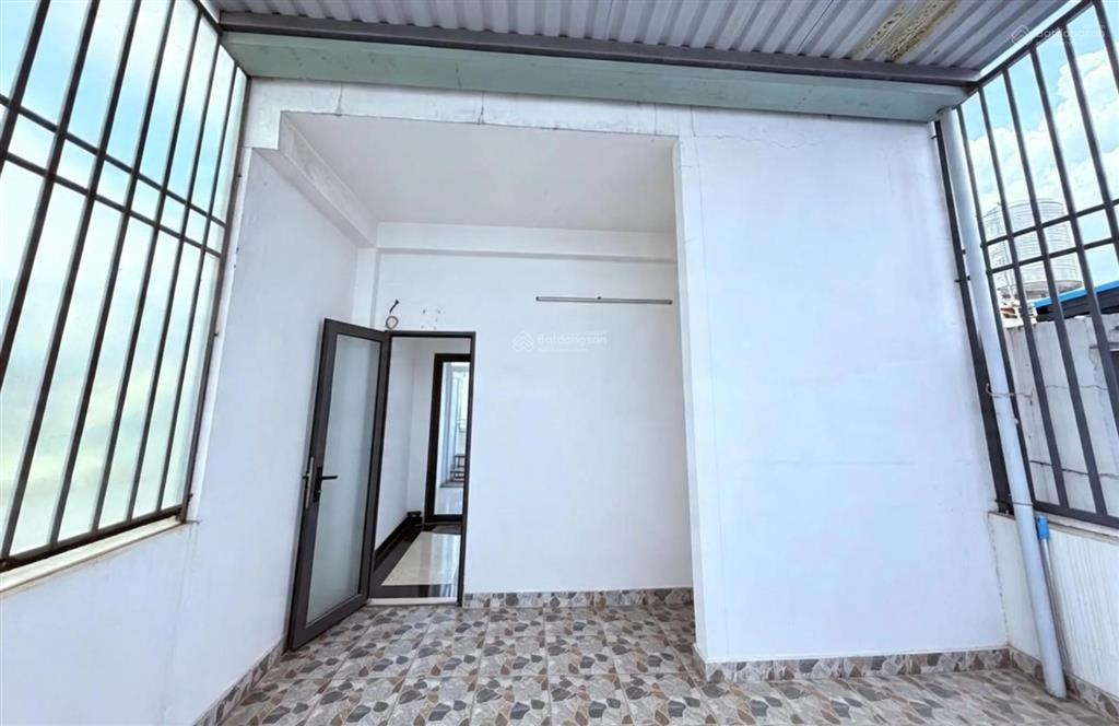 5 tầng  4x14m  hẻm 5m xe hơi khu đồng bộ đường lê đức thọ quận gò vấp.