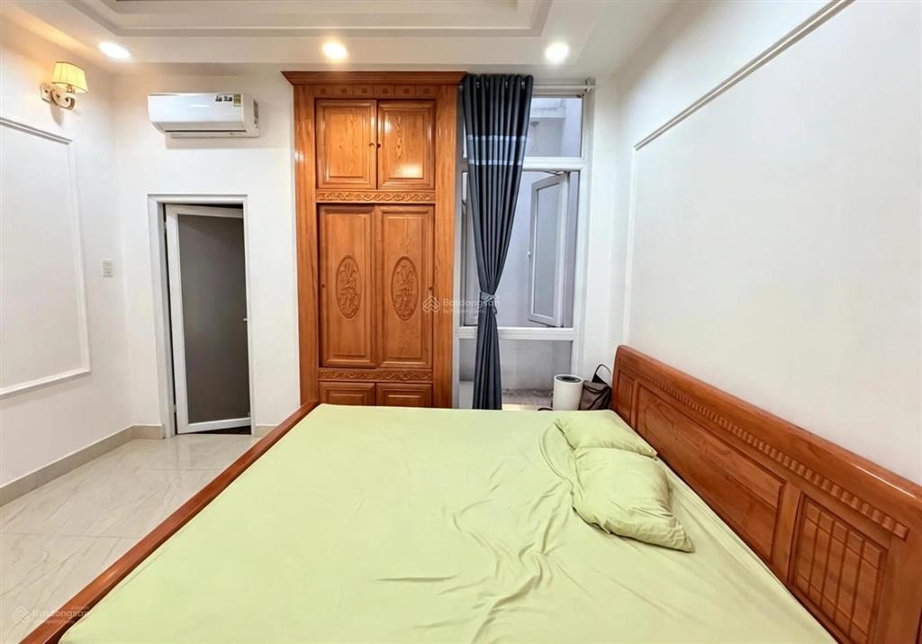 5 tầng  4x14m  hẻm 5m xe hơi khu đồng bộ đường lê đức thọ quận gò vấp.