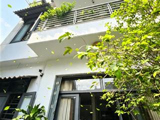 3 tầng st  6,6x14m hẻm xe hơi 1 trục đường quang trung