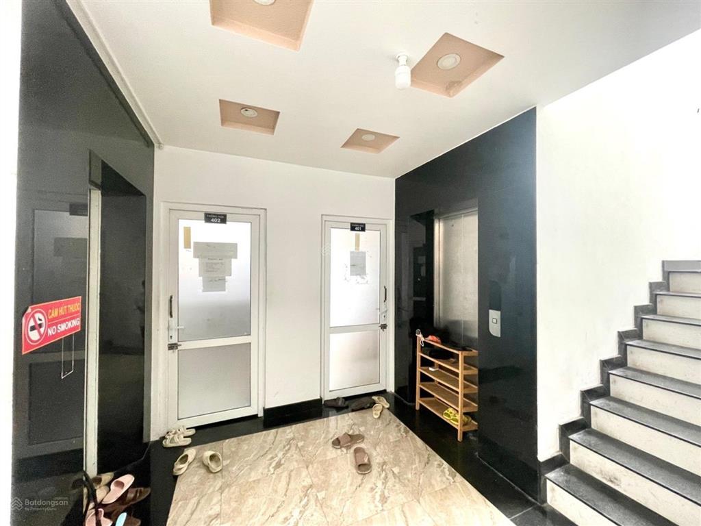 Tòa nhà 6 tầng  11x20m  thang máy  đường nguyễn thái sơn  phường hạnh thông