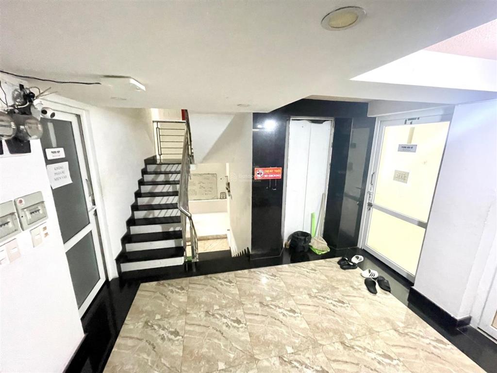 Tòa nhà 6 tầng  11x20m  thang máy  đường nguyễn thái sơn  phường hạnh thông