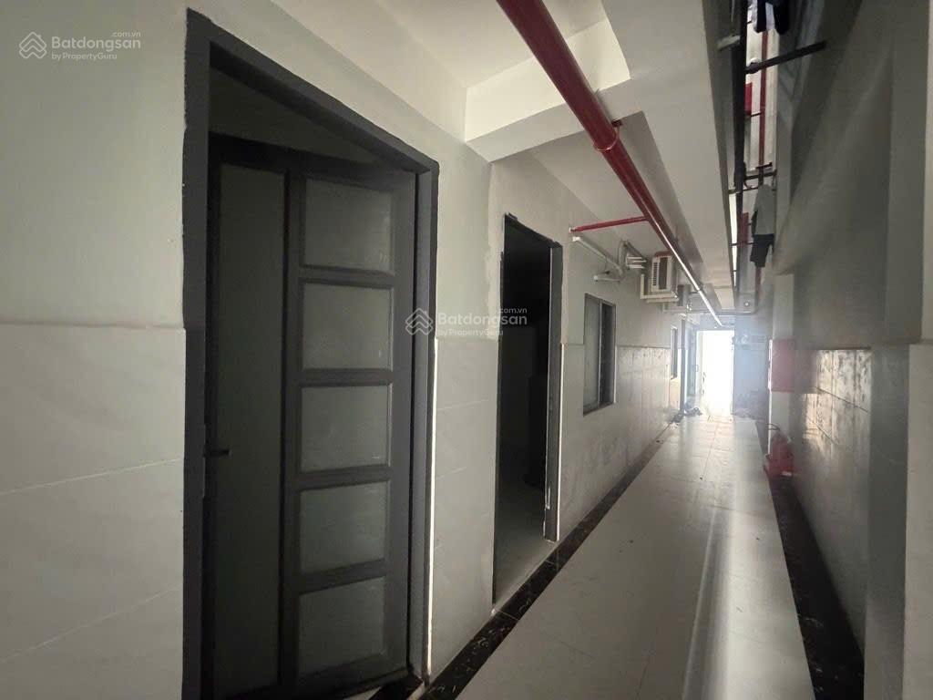 Tòa chdv 7x30m  thang máy  6 tầng doanh thu 105tr/tháng đường quang trung