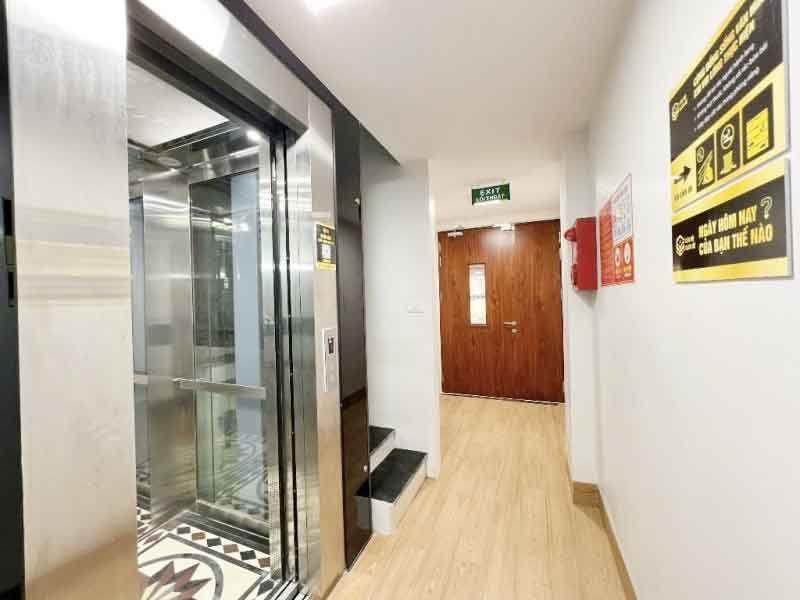 Bán nhà đẹp Kim Mã Thượng, Ba Đình, doanh thu 2.4tỷ/năm, 120mx8t, 68 tỷ, 0985696268