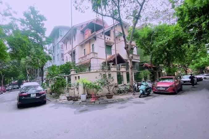 Nhà Ngọc Khánh, Ba Đình, logoc, ôtô tránh, vị trí lý tưởng, 146mx3t, 42.6 tỷ, 0985696268