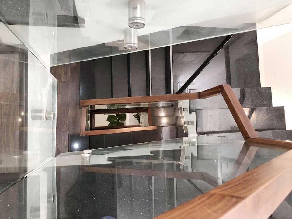 Bán nhà đẹp Võ Thị Sáu, Hai Bà Trưng, 2 thoáng, gần ôtô, thông tứ tung, 40mx5t, 0985696268
