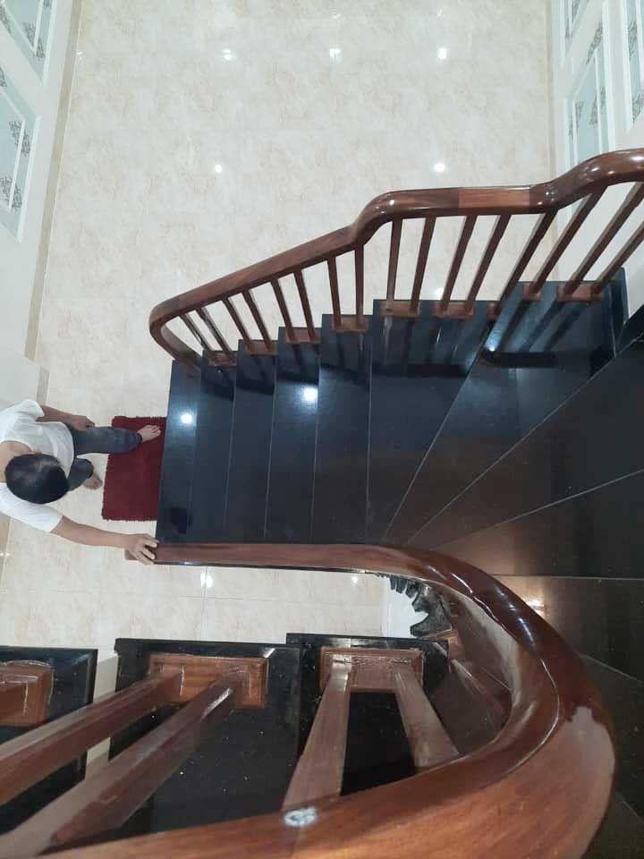 Bán nhà đẹp Ngõ Quỳnh, Hai Bà Trưng, ôtô, kinh doanh, nở hậu, 35mx5t, 8.75 tỷ, 0985696268
