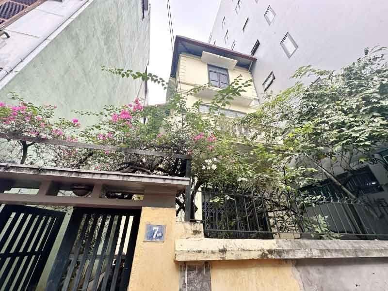 Nhà Trương Định, Hai Bà Trưng, gần phố, sau quy hoạch đẹp hơn, 130mx3t, 20.5 tỷ,0985696268