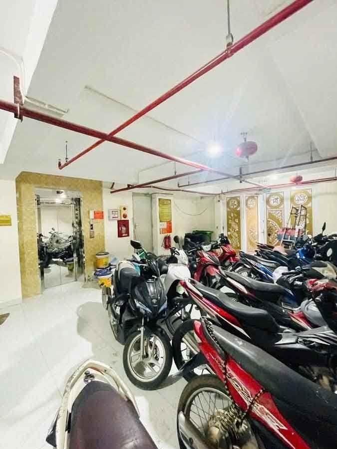 Bán nhà đẹp La Thành, Ba Đình, thang máy, dòng tiền 90 triệu, 75mx7t, 25 tỷ,0985696268
