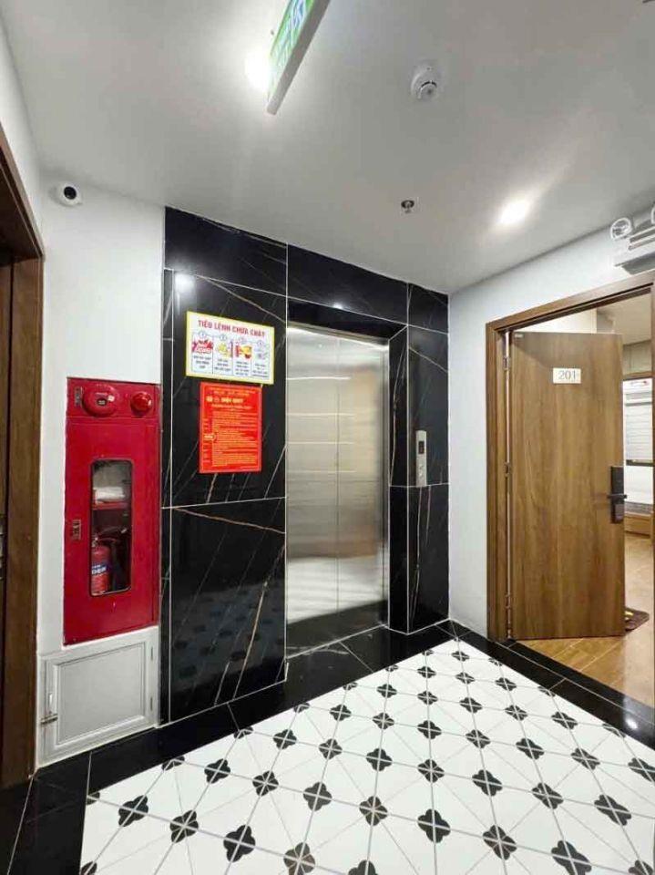 Bán nhà đẹp Đào Tấn, Ba Đình, 2tỷ/năm, gần ôtô, khu dân trí, 75mx10t, 35 tỷ, 0985696268