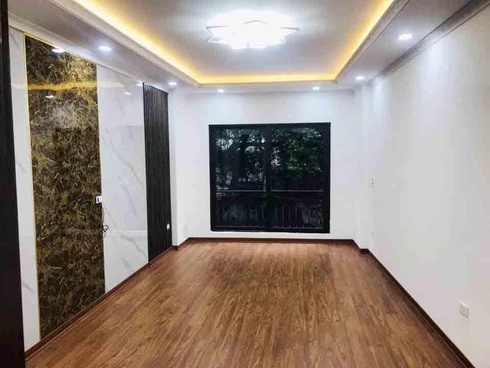 Nhà phân lô Hoàng Cầu, Đống Đa, ôtô đỗ, kinh doanh nhỏ, gần CV, 40mx4t, 17 tỷ, 0985696268