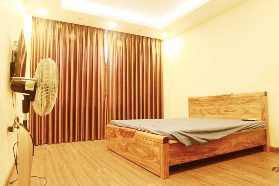 Bán nhà đẹp Võng Thị, Tây Hồ, sát hồ Tây, 3 ngủ, đủ công năng, 35mx5t, 8.7 tỷ, 0985696268