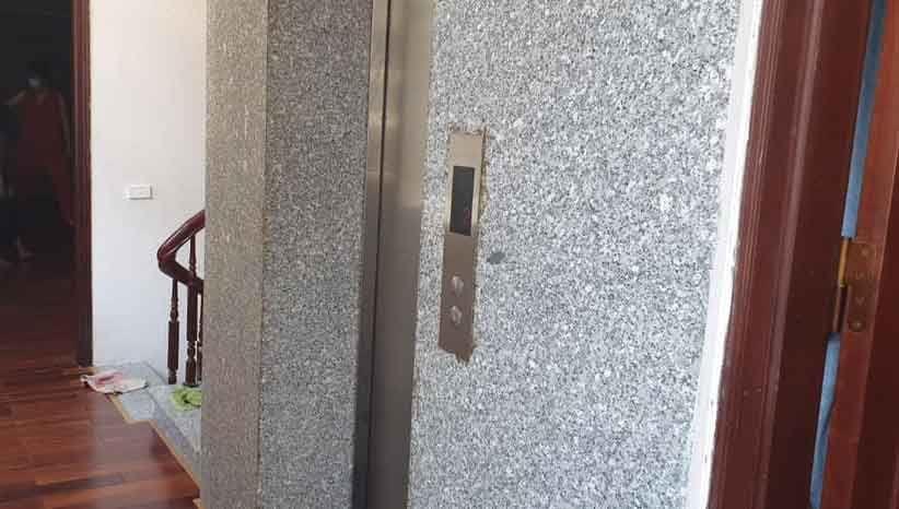 Nhà Hoàng Hoa Thám, Ba Đình, kinh doanh, thang máy, gần ôtô, 70mX7t, 19.8 tỷ, 0985696268