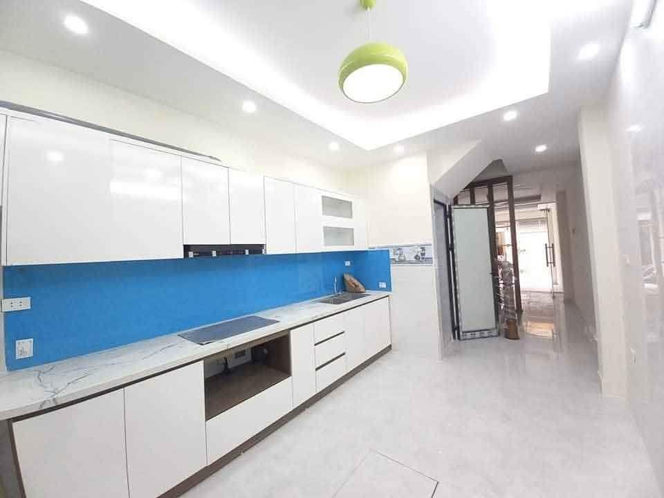 Nhà Đường Láng, Đống Đa, tiềm năng tốt, giá rẻ, tặng nội thất, 45mx5t, 8.7 tỷ, 0985696268