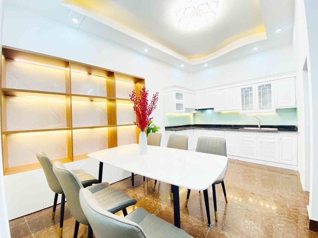 Nhà đẹp Lạc Long Quân, Tây Hồ, ôtô, dòng tiền tốt, thang máy, 100mx6t, 22.9 tỷ, 0985699268