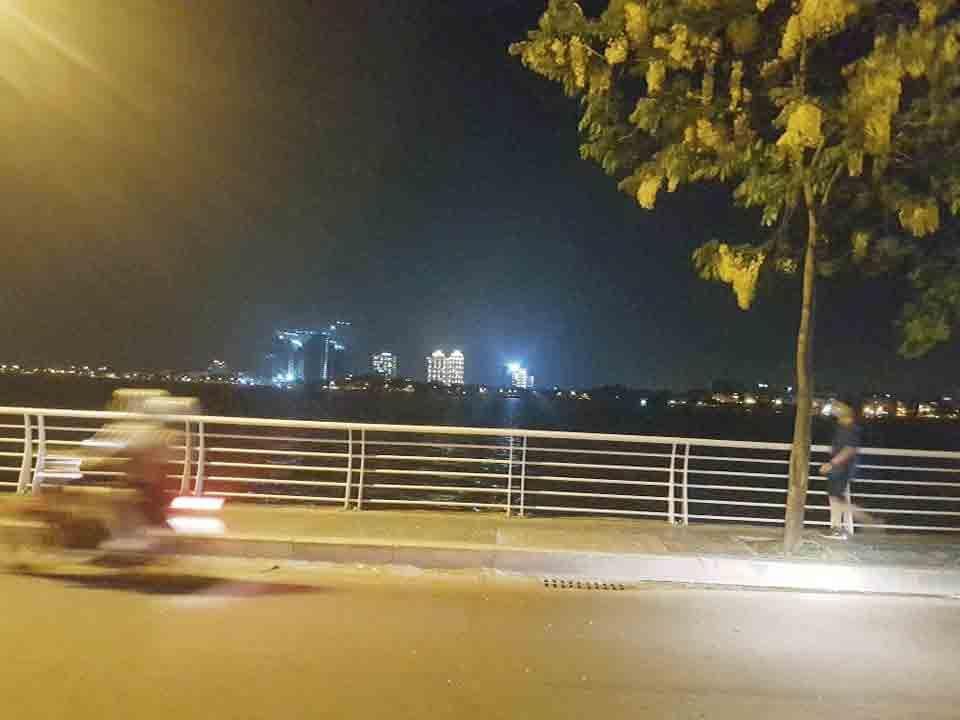 Bán nhà đẹp Trịnh Công Sơn, Tây Hồ, thang máy, view hồ Tây, 55mx7t, 22.5 tỷ, 0985696268