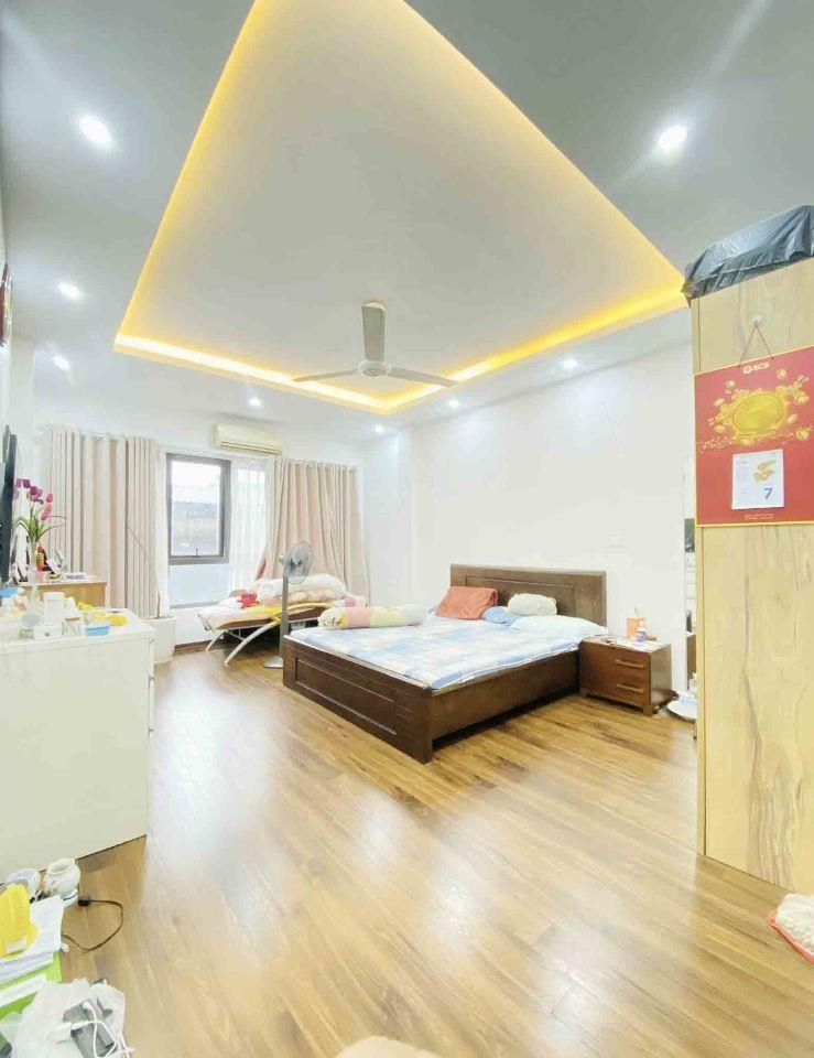Bán nhà Ngọc Hà, Ba Đình, ô chờ thang máy, nội thất gỗ lim, 120m, 5 tầg, 23 tỷ, 0985696268