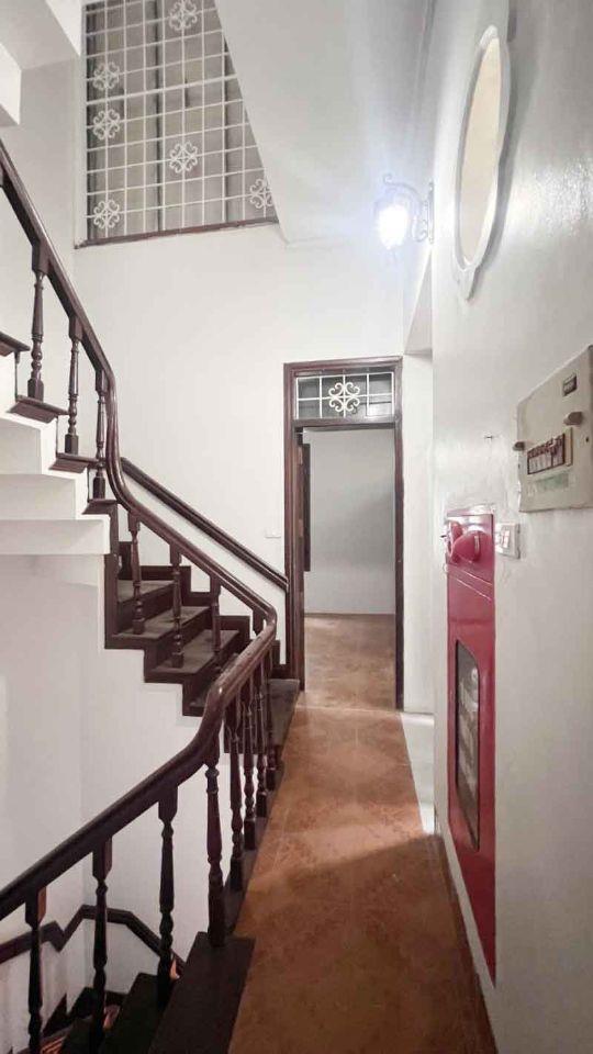 Bán nhà Lạc Long Quân, Tây Hồ, sân vườn, gần ô tô, giá đầu tư, 110mx4t, 22 tỷ, 0985696268