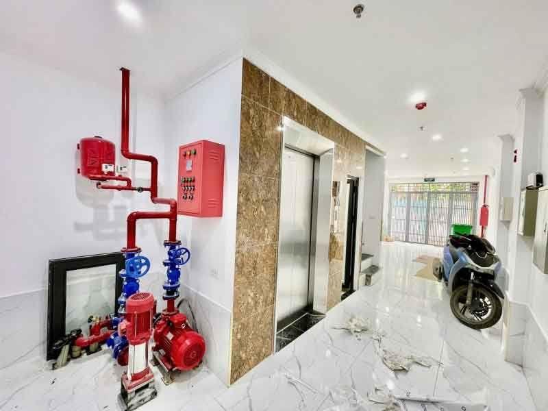 Nhà đẹp Hoàng Hoa Thám, Ba Đình, quy hoạch ổn, kinh doanh, 60mx8t, 14.3 tỷ, 0985696268