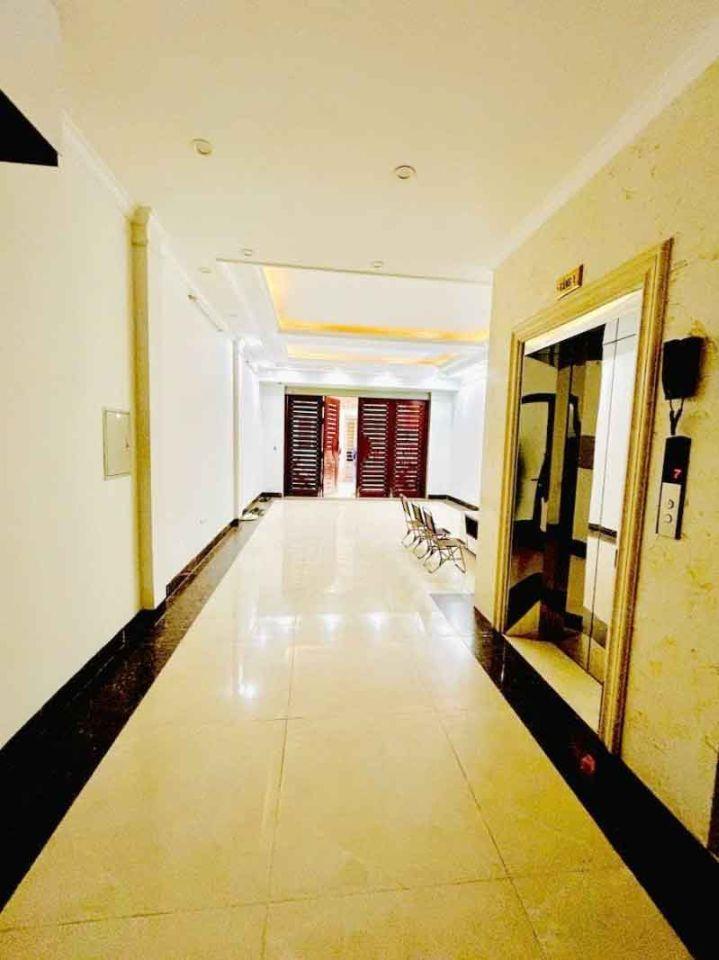 Nhà đẹp Hoàng Cầu, Đống Đa, ô tô tránh, thang máy, kinh doanh, 55mx7t, 29.8 tỷ, 0985696268