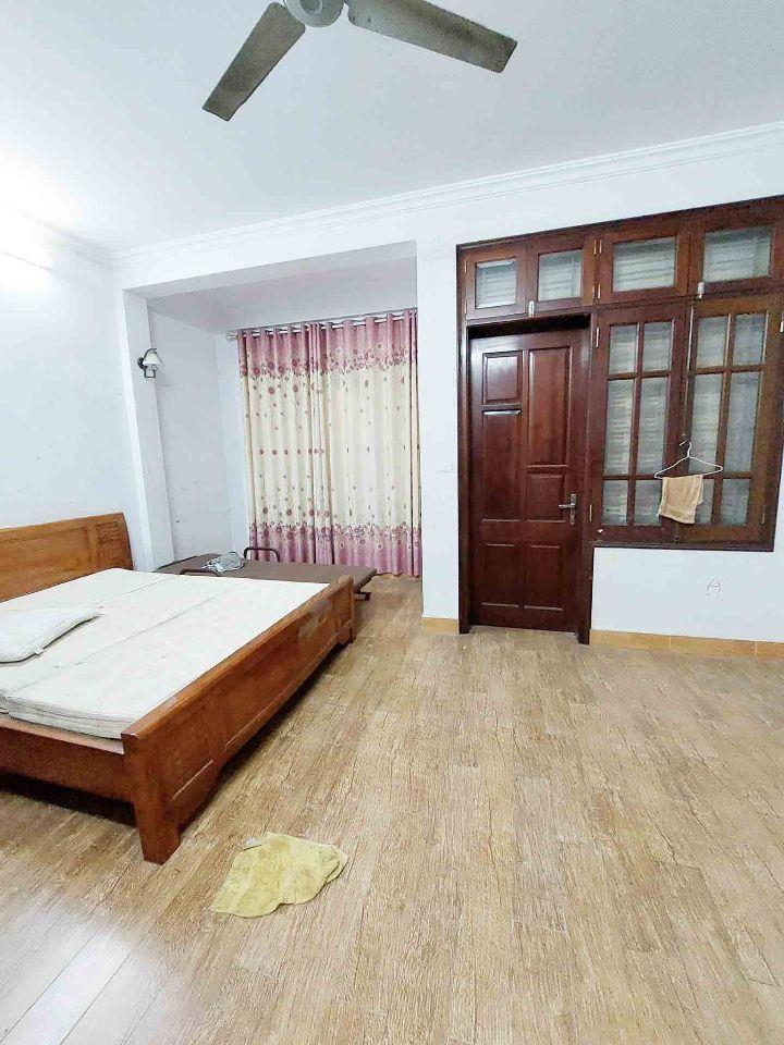 Bán nhà Hoàng Hoa Thám, Ba Đình, 2 thoáng, ôtô đỗ, sân rộng, 52mx5t, 14 tỷ, 0985696268
