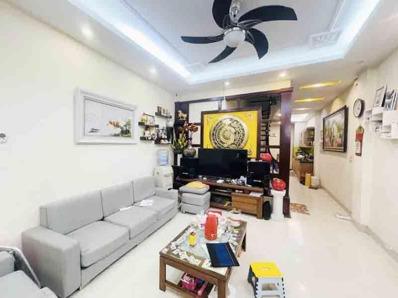 Bán nhà Hoàng Hoa Thám, Ba Đình, 2 thoáng, ôtô đỗ, sân rộng, 52mx5t, 14 tỷ, 0985696268